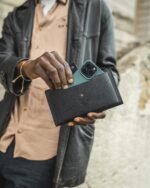 El Cüzdanı Telefon Bölmeli Siyah Renk 2040