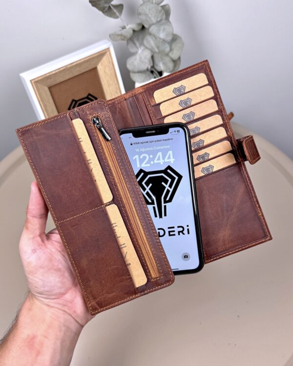 Çıtçıtlı Telefon Bölmeli Cüzdan – Hakiki Deri Fındık Renk | 2108
