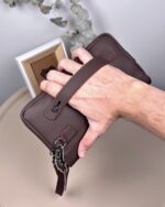 Hakiki Deri Erkek El Çantası – Mat Kahve, Mıknatıslı | 2107
