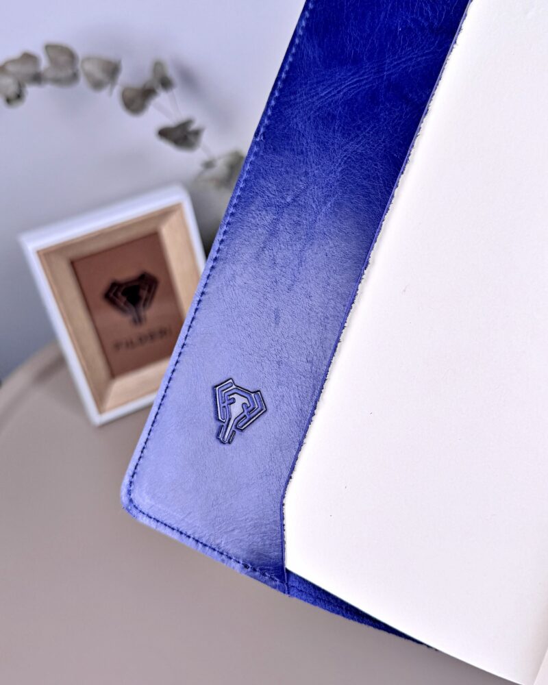 Hakiki Deri Ajanda - Kalem Yuvalı, İsme Özel, Lacivert | 2129