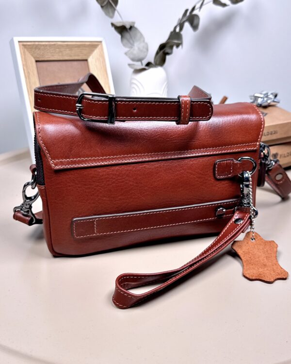 Hakiki Deri Askılı Çanta – Taba Renk, Mıknatıslı | 2107
