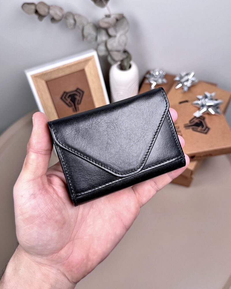 Akordiyon Kartlık - Hakiki Deri Parlak Siyah Renk | 2063