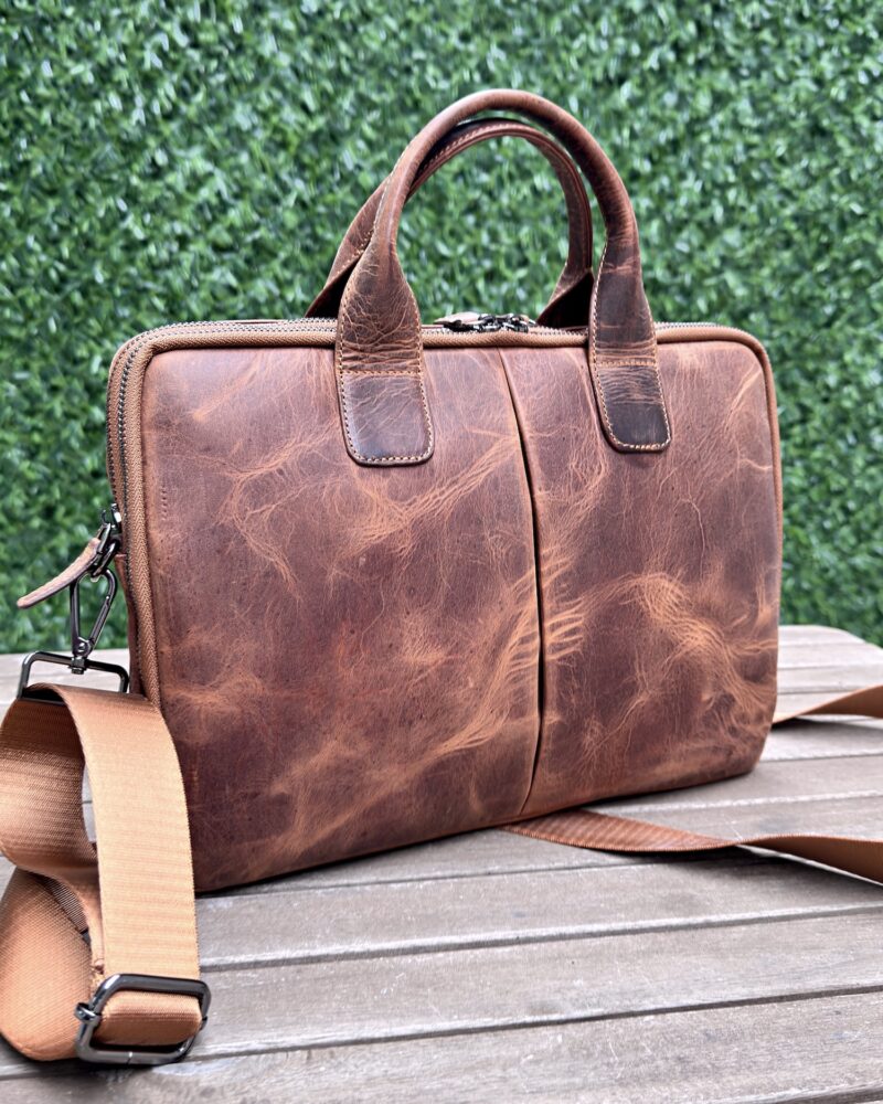 Deri Laptop Evrak Çantası – Hakiki Deri, 13 İnç, Fındık | 2136