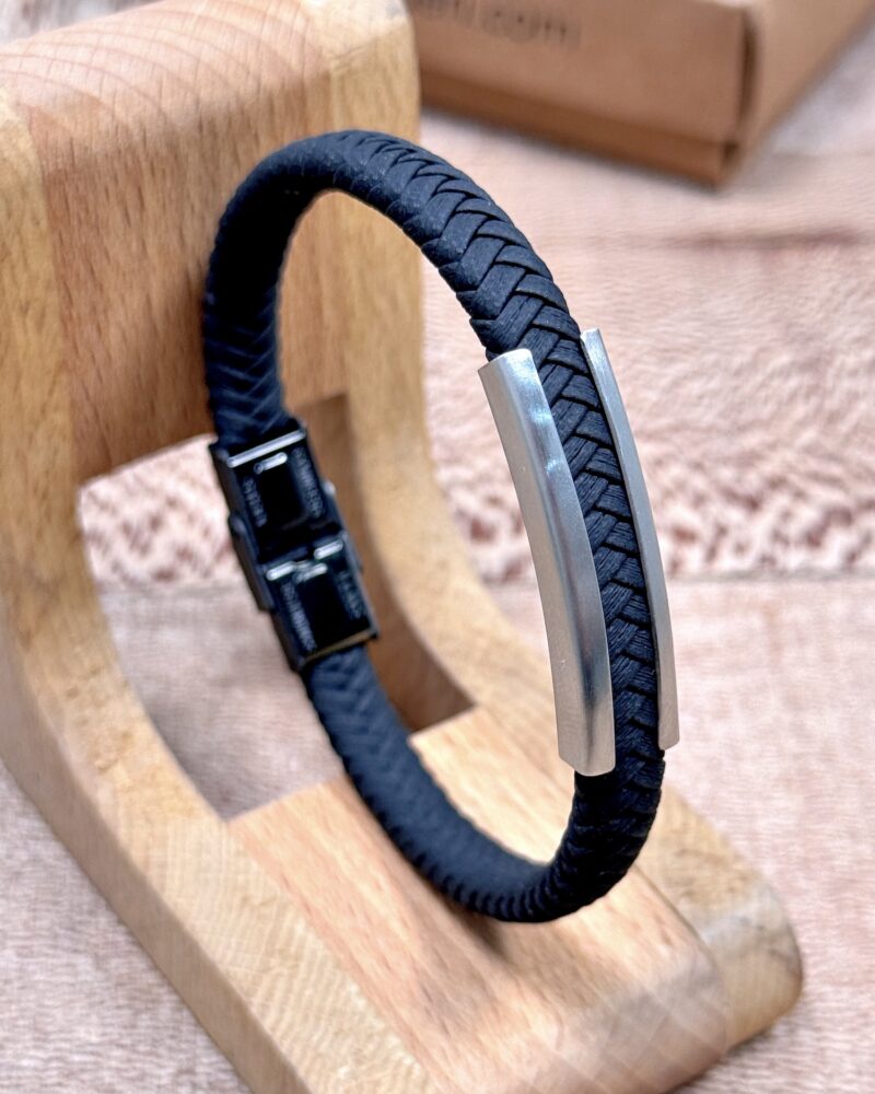 Çelik Detaylı Örgü Bileklik Siyah Renk