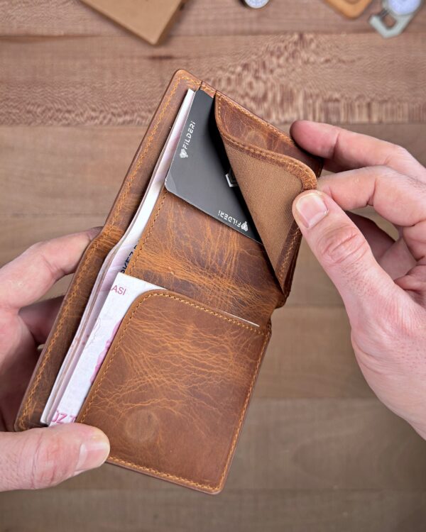 Hakiki Deri Mıknatıslı Kartlık Cüzdan – Fındık | 2138